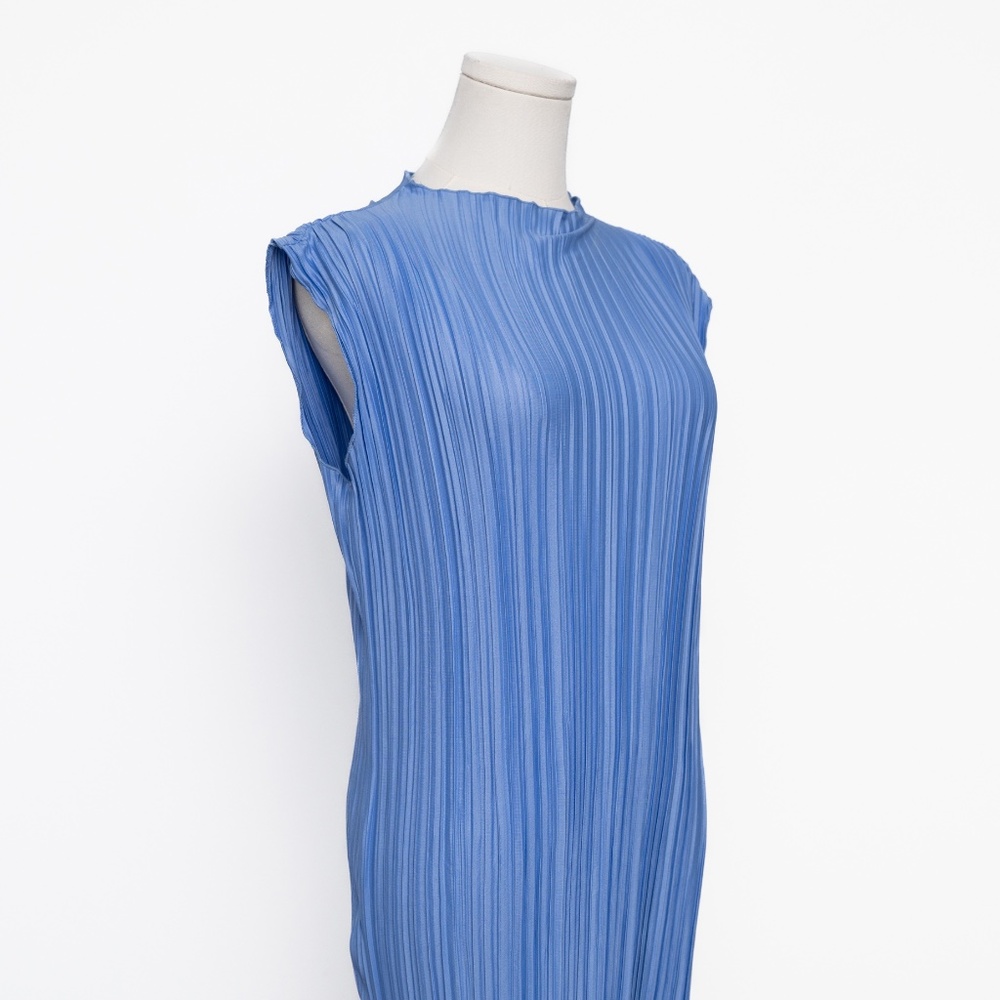 Rails - Wakely Striped Sleeveless Pleated Midi Dress - Picture 7 of 10